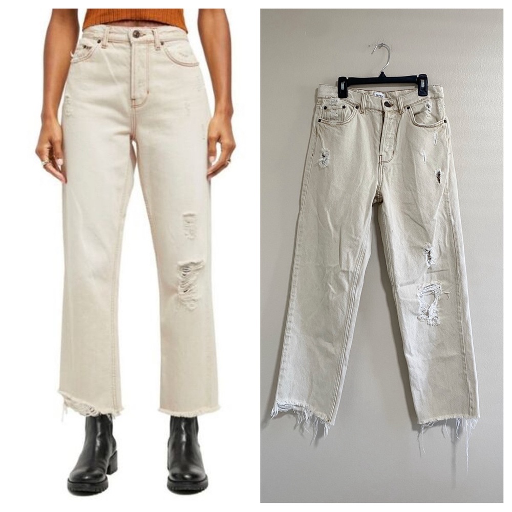 BDG Beige Straight Leg Distressed Pax Jeans Size 27